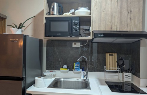 Basak House | RufiRemy Cozy Hideaway- Studio Condo with Balcony