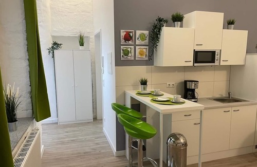 Neustadt-Sued Apartment | Ruhiges und Saniertes Studio in Bester Südstadtlage