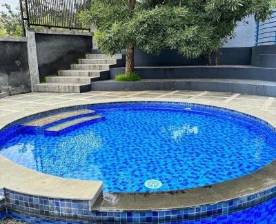 Batu Villa | Rumah Kolam Pribadi