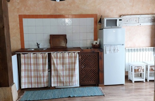 Roscales de la Pena Cottage | Rural apartment La Panera de la Tila for 2 people
