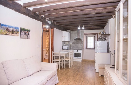 Los Tojos Cottage | RURAL HOUSE LA BÁRCENA SAJA