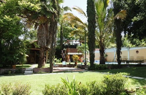 Xochitepec House | Rustic house with private pool and garden (pet friendly)