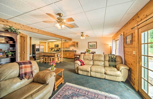 Keosauqua Apartment | Rustic Keosauqua Gem: Fire Pit & Lake Sugema Views