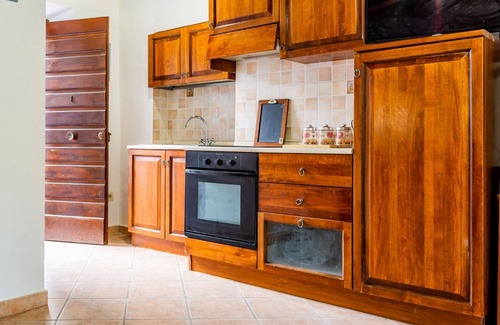 Magazzini Apartment | Rustic Studio Magazzini Mare 300 meters from beach