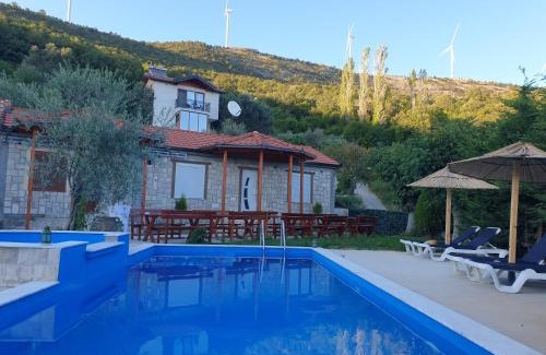 Kruta Ski Chalet | Rustic Villas Barlovic