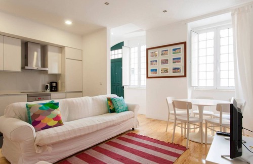 Sao Bento Apartment | São Bento · Cool Tailor Made 2 Bedroom Apartment