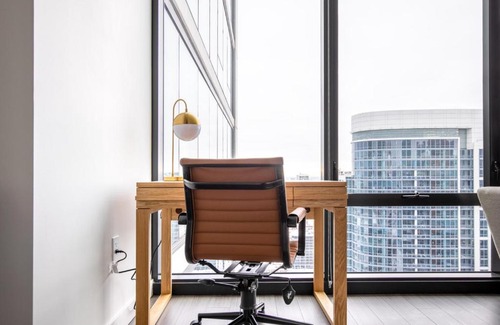 South Loop Apartment | S Loop 1BR w Pool Gym nr Soldier Field CHI-350