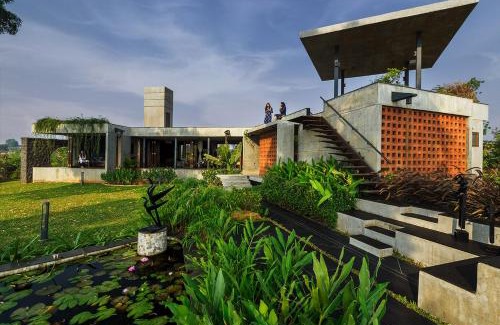 Nashik Villa | SaffronStays Avni