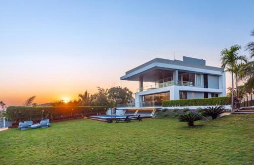 Nashik Villa | SaffronStays Jannat, Igatpuri 100 Percent pet-friendly villa with amazing lake view