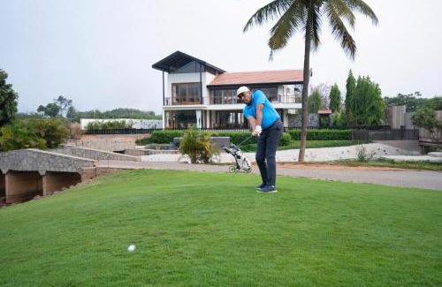 Kodalagurki Villa | SaffronStays Niranta- Villa on golf course near Bangalore