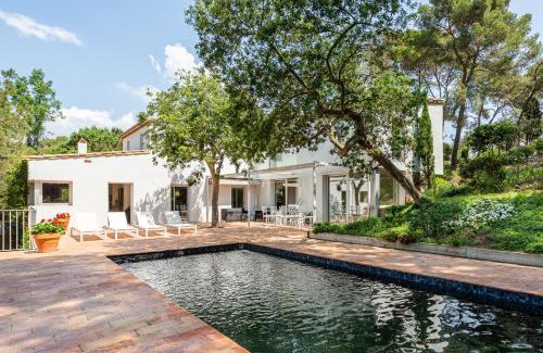 Lloret Town Center Villa | Sagulla