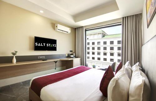 DLF Phase 3 Hotel | Saltstayz Premier - Cyber Hub