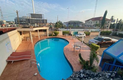 Accra Hotel | Sam's Cottage Hotel
