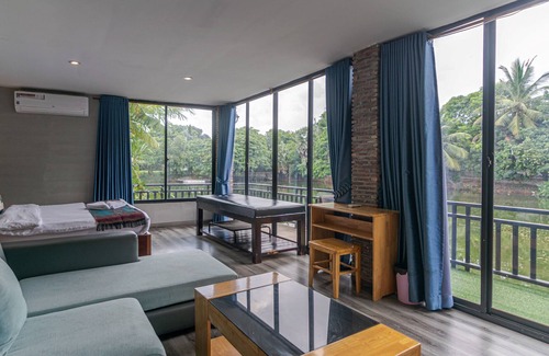 Ruessei Kaev Hotel | Samathi Lake Resort