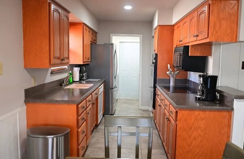 Universal City House | San Antonio: Fully Furnished 4BR Perfect for FAMS!
