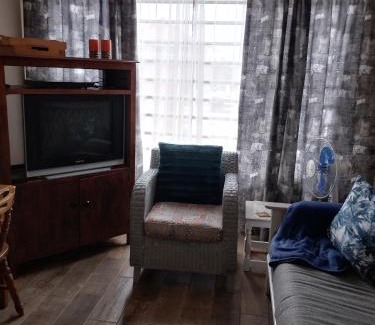 Port Elizabeth Apartment | San-Lou Airbnb
