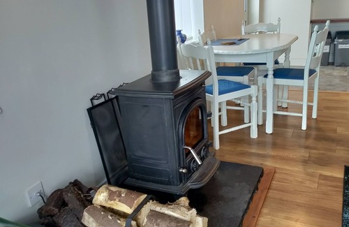 Ventry Apartment | Sanctuary Studio accommodation; quiet, rural, seaside, 3 miles west of Dingle