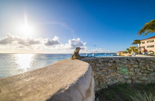 Kralendijk Apartment | Sand Dollar Bonaire
