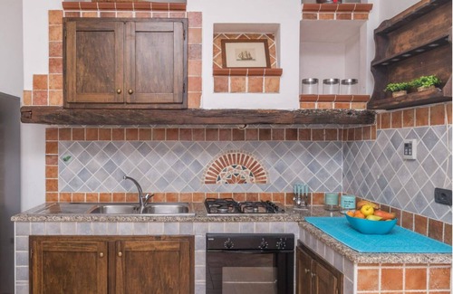Olbia House | Sandalia House with Jacuzzi in Porto Rotondo