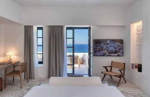 Kamari Hotel | Sandblu