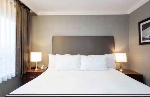 Richmond Hotel | Sandman Hotel Vancouver Airport