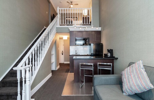 Richmond Hotel | Sandman Hotel Vancouver Airport