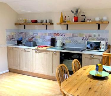 Holsworthy House | Sandpipers Cottage - Devon Sleeps 4, Garden, rural, Dog friendly