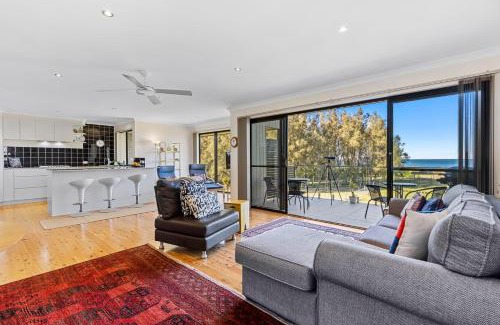 Long Beach House | Sandy Place Beach House
