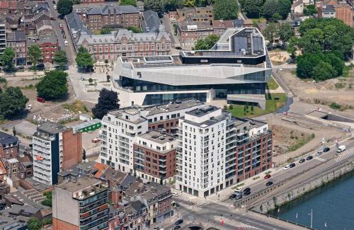 Outremeuse Apartment | Sandy Shores Serenity Flat Liège Centre