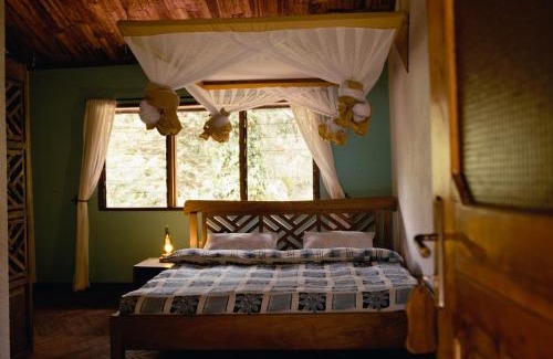 Arusha Cabin | Sanna Eco Lodge
