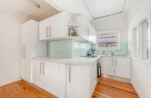 Sans Souci House | Sans Souci 4-Bedroom Home Near Beach