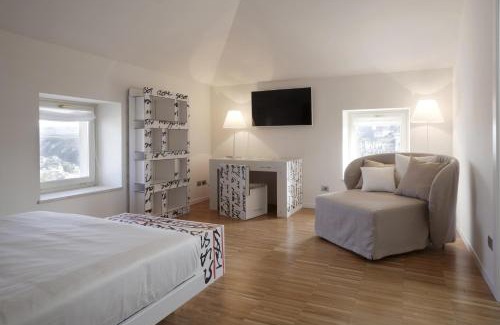 Sasso Barisano House | Santa Cesarea Residence Luxury Suite - La vetta del Sasso Barisano