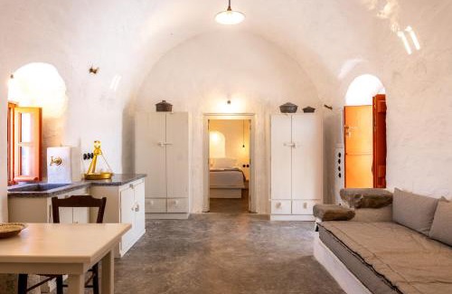 Therasia Hotel | Santa Irini Retreat
