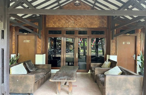 Pancawati Villa | Santa Monica Resort