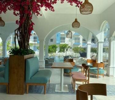 Negombo Apartment | Santorini Resort Negombo - Elysian Blue Suite Negombo beach and Airport