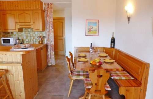 Villars-sur-Ollon Apartment | Sapin Bleu 5 by Interhome