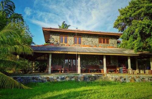 Kalametiya Villa | Sarada lagoon view cabana