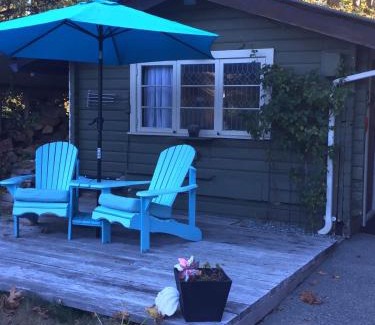 Black Creek Resort | Saratoga beach cabin with hot tub