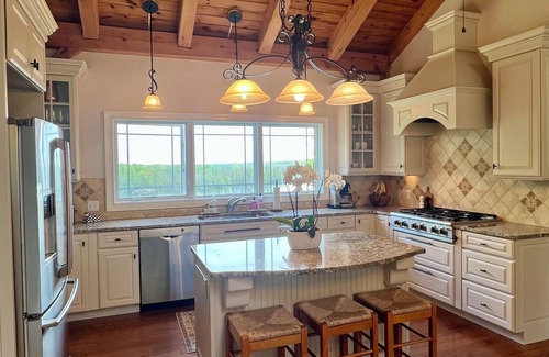 Saratoga Springs House | Saratoga waterfront retreat near town, track and golf - 3BR, 4BA
