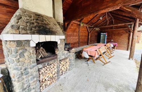 Avrig House | Saratura Cerbilor