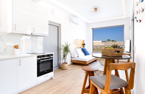 Aposelemis Villa | Sardines Luxury Villa 1 with Private Pool and Garden