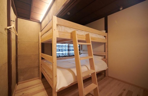 Sasayama Hotel | Sasayama Jyokamachi Guest House KURIYA Double Bunk Bed Cabin for up to 4 Pax - Vacation STAY 92027