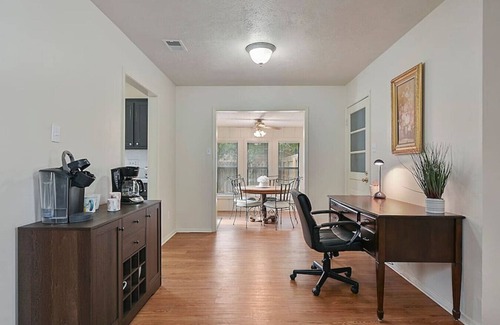 Wheeler Ridge Apartment | Sassy Shack ~ Aggieland Vacation Rentals
