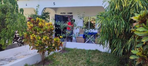 Gunjur Hotel | Sateh Eco Lodge
