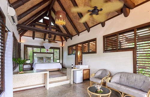 Savusavu Hotel | Savasi Island Resort
