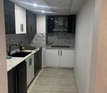 Corniche Road-Dahar Apartment | Scandic b717