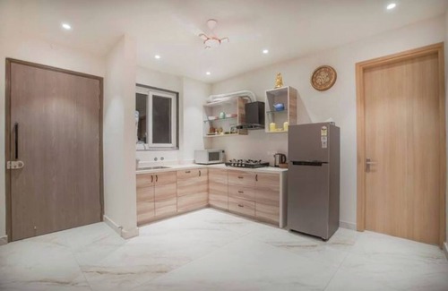 Kumarhatti House | Scarlett Peaks | Luxe 4BHK w/Theatre & Game Lounge