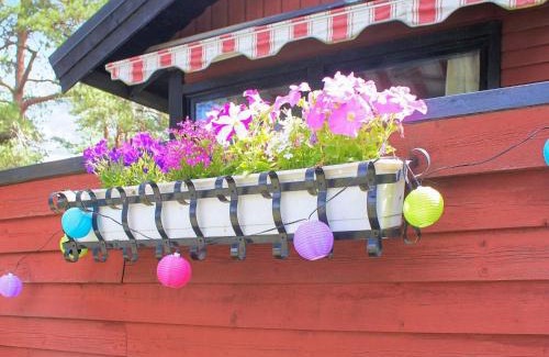 Otterstad House | Scenic Lakeside Cottage-By Traum