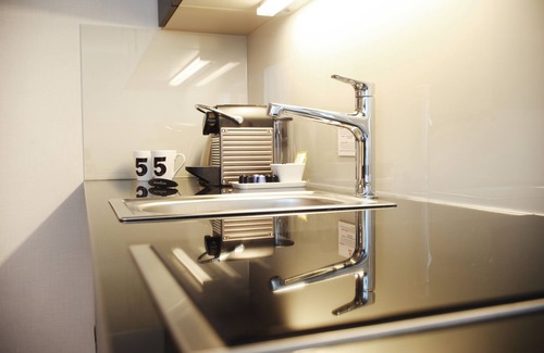 Ludwigsvorstadt-Kliniken Hotel | Schiller5 Hotel