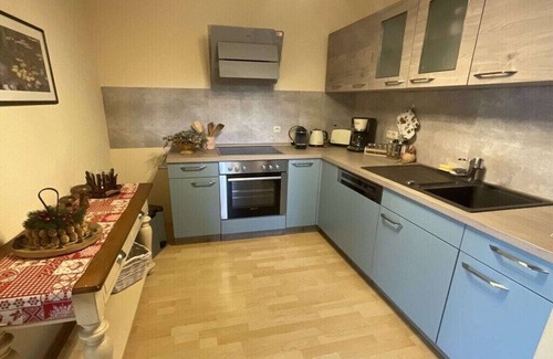 Schwarzburg House | Schwarzatal meadow view